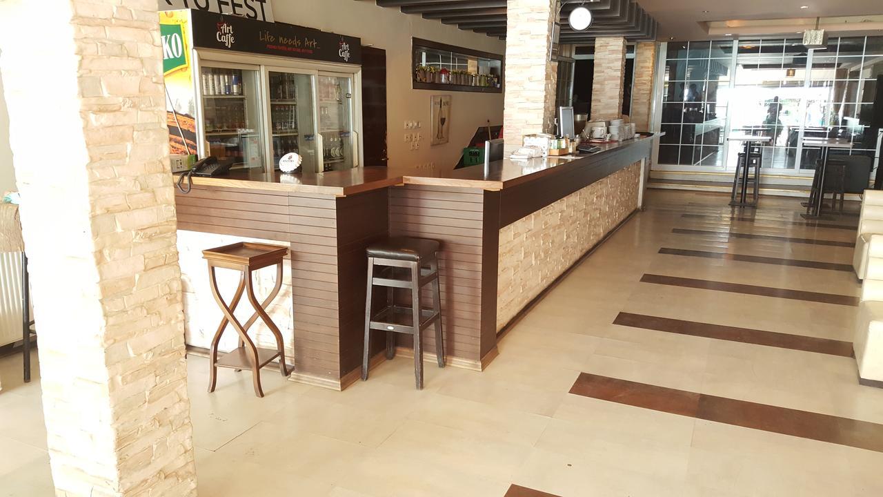 Art Theatre Caffe Hotel Struga Exterior photo
